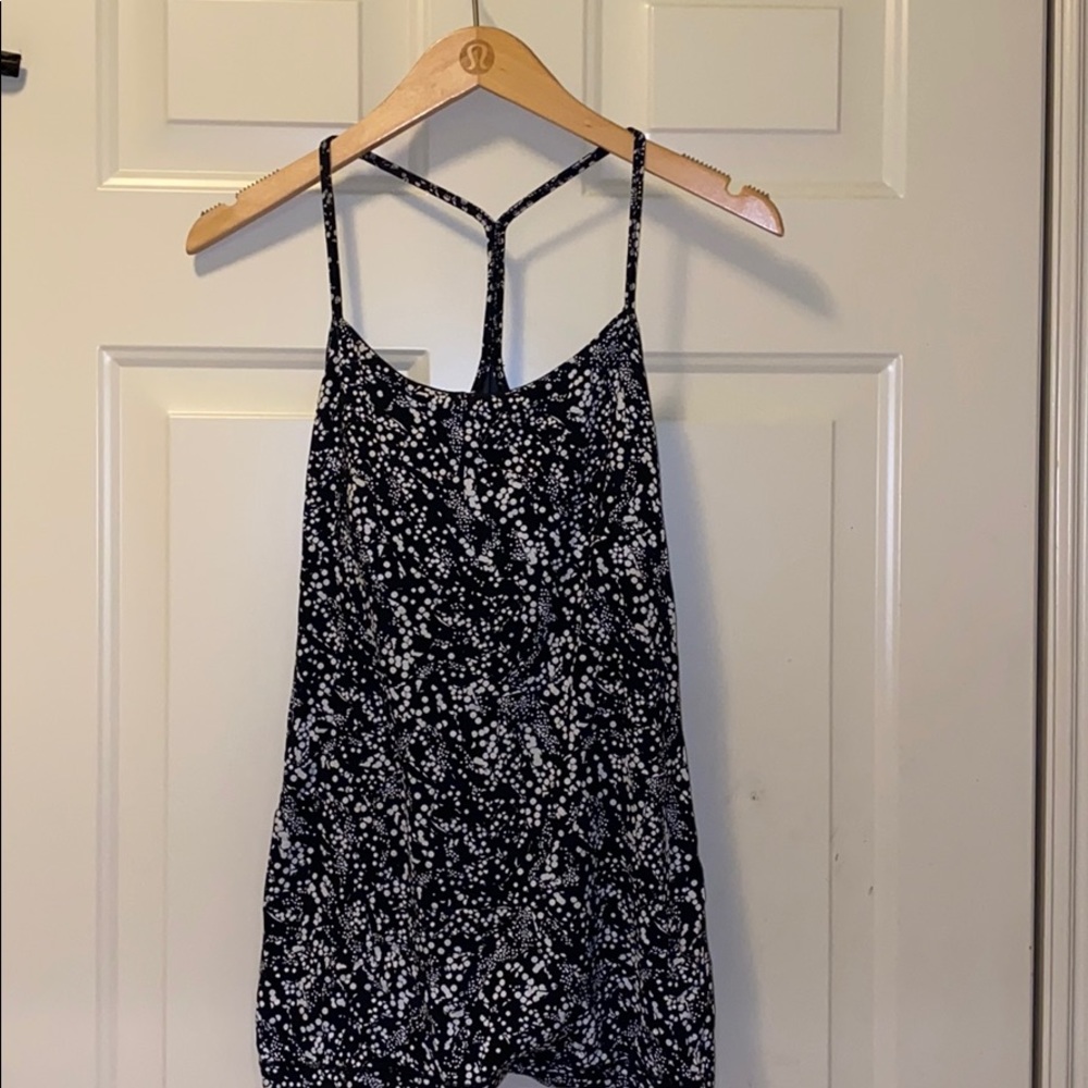 🍋 Lululemon Y Tank Black and White Floral Pattern